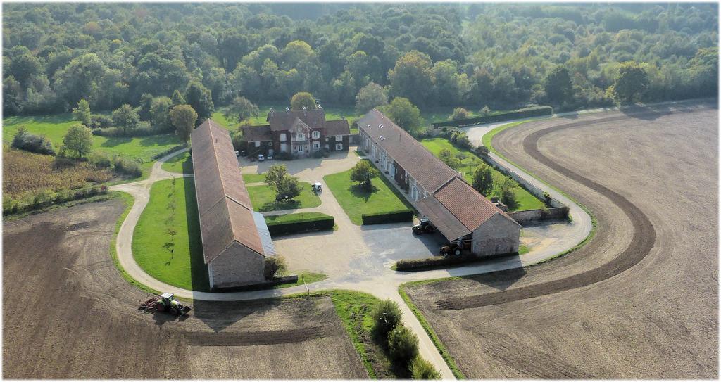 Ferme D'Orsonville Villiers-en-Biere Exterior photo