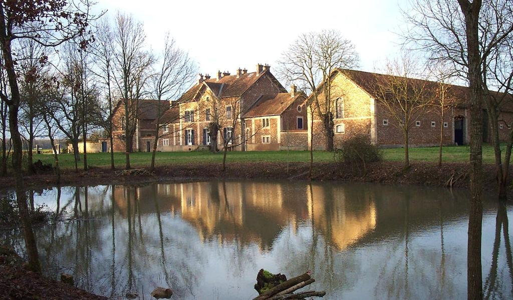 Ferme D'Orsonville Villiers-en-Biere Exterior photo