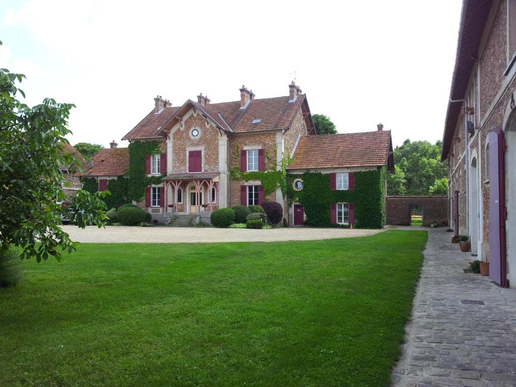 Ferme D'Orsonville Villiers-en-Biere Exterior photo
